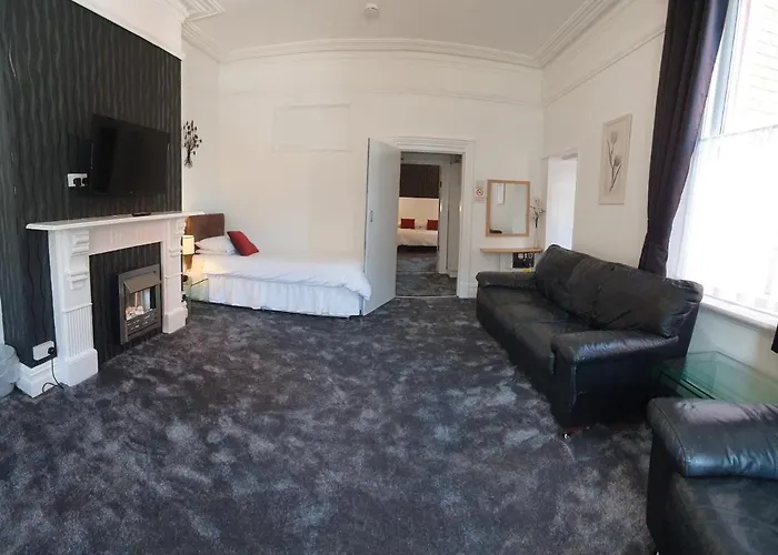 Norwyn Court Holiday Apartments